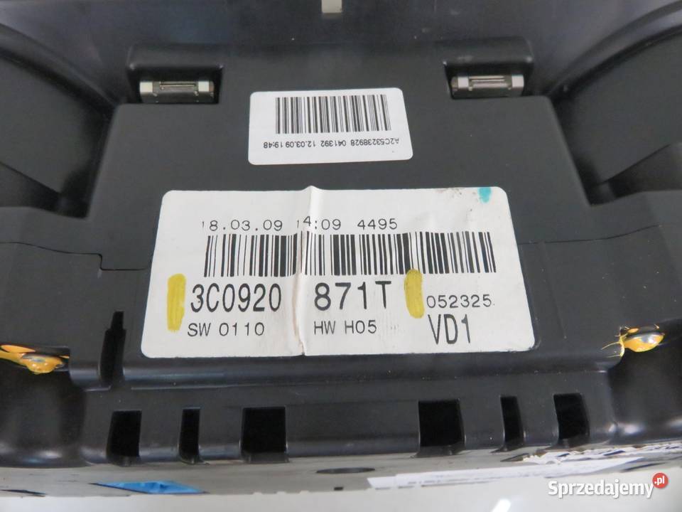 LICZNIK VW PASSAT B6 3C5 20 TDI 3C0920871T Liczniki i zegary