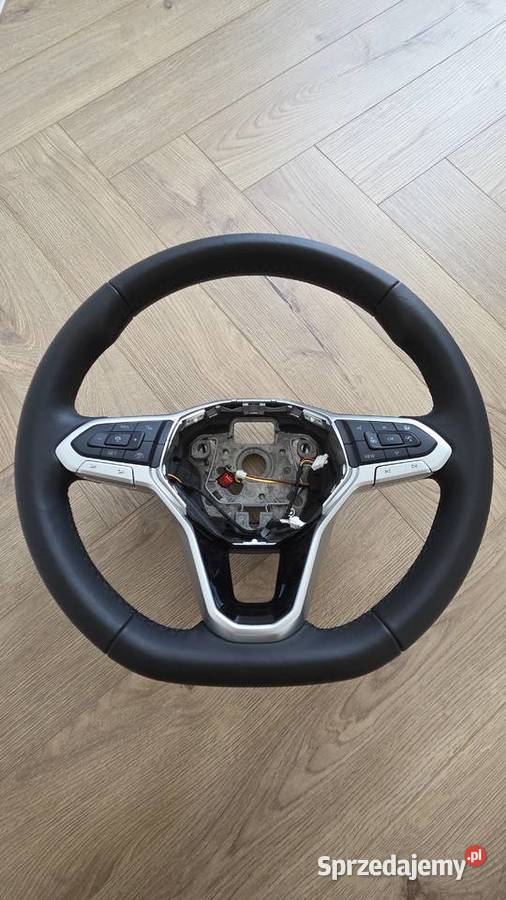 Multifunkcyjna kierownica vw passat b8