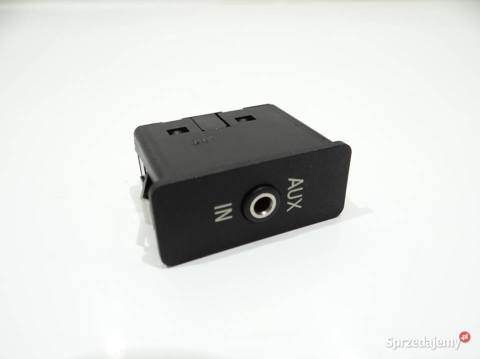 GNIAZDO AUX BMW E87 E90 E92 6930561 Strzyżewice