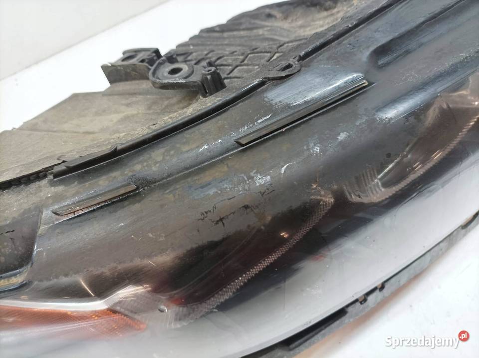 LAMPA PRZÓD PRAWA EU USZKODZONA Alfa Romeo