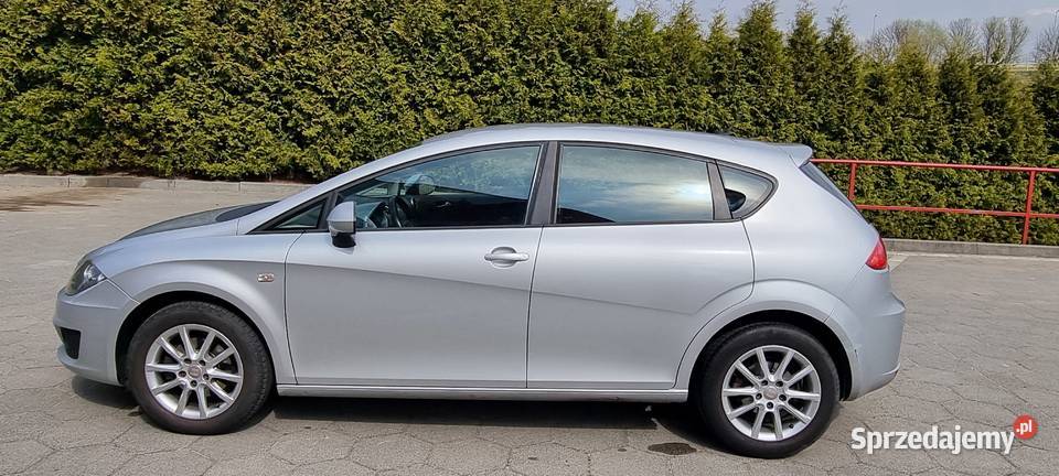 Seat Leon 16 TDI 105 zadbany bogate wyposażenie Pyzdry sprzedam