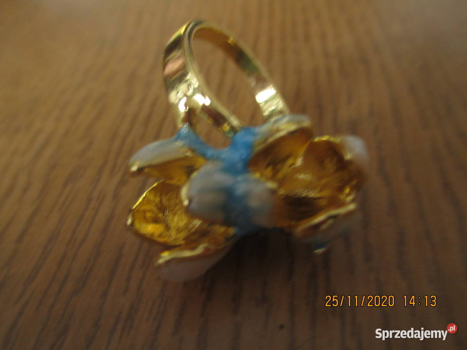 pierscionek z kwiatkiem emalia 8151 mm Pierścionki mazowieckie Warszawa