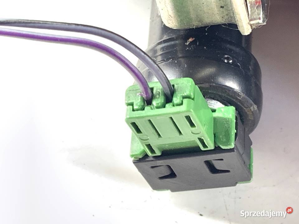 PAS BEZPIECZEŃSTWA PRAWY PRZÓD BMW F16 podkarpackie