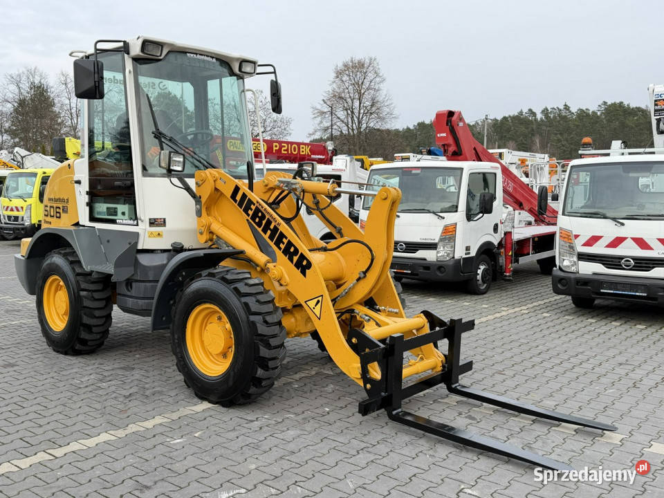mała kołowa Liebherr L 506 STEREO Szybkozłącze Widełki