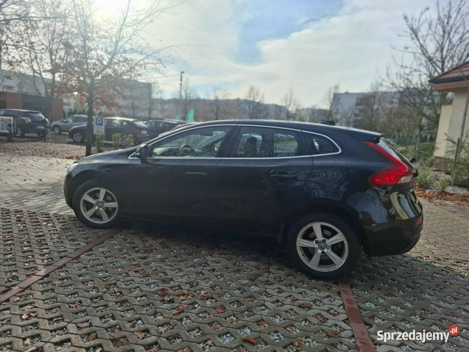 Volvo V40 ZADBANY II 2012 wielofunkcyjna kierownica sprzedam