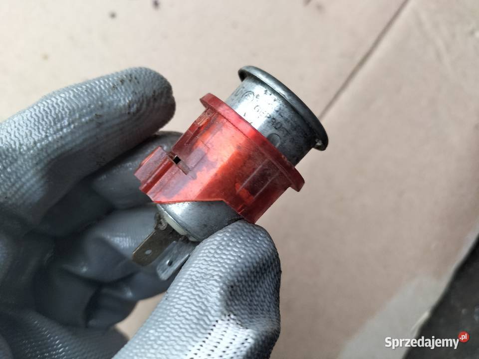 Audi 80 90 B3 B4 GNIAZDO ZAPALNICZKI osobowe Kamień-Kolonia