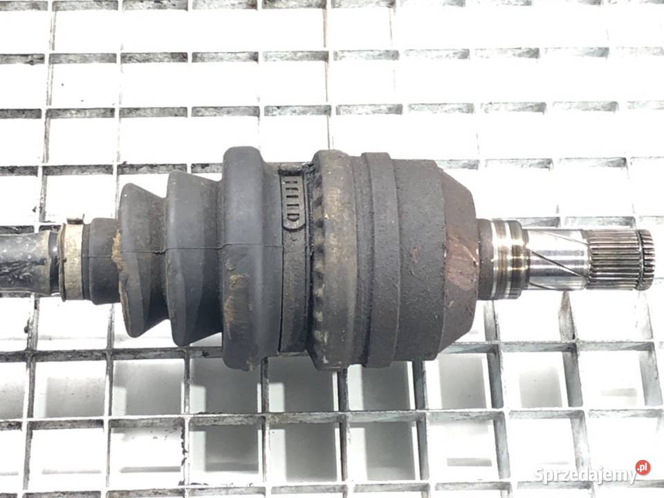 PÓŁOŚ PRAWY PRZÓD OPEL ZAFIRA A 20 82 9905