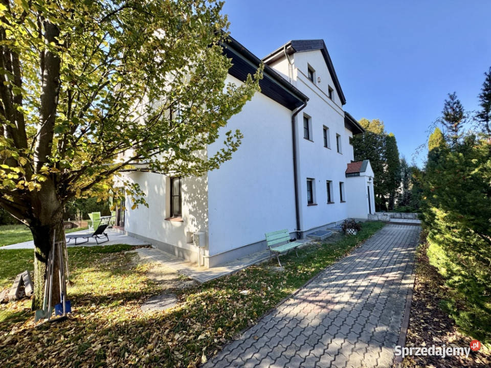 Dwupoziomowy apartament 16224 m z ogrodem i łódzkie Łódź