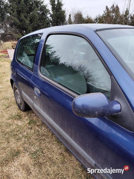 Renault Clio 2 polift 12b benzyna