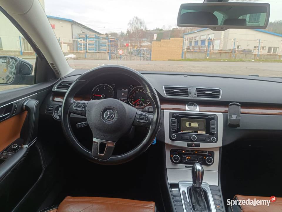Volkswagen Passat B7 20TDI 4Motion 2011 wielofunkcyjna kierownica Sanok