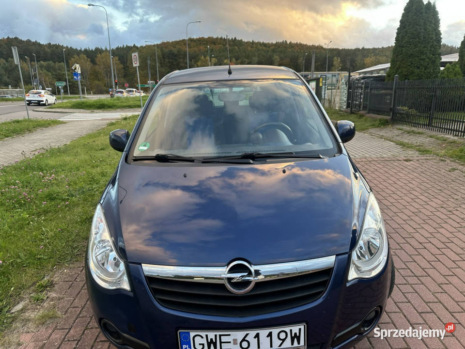 Opel Agila Benzyna klimatyzacja sprawna rozrząd