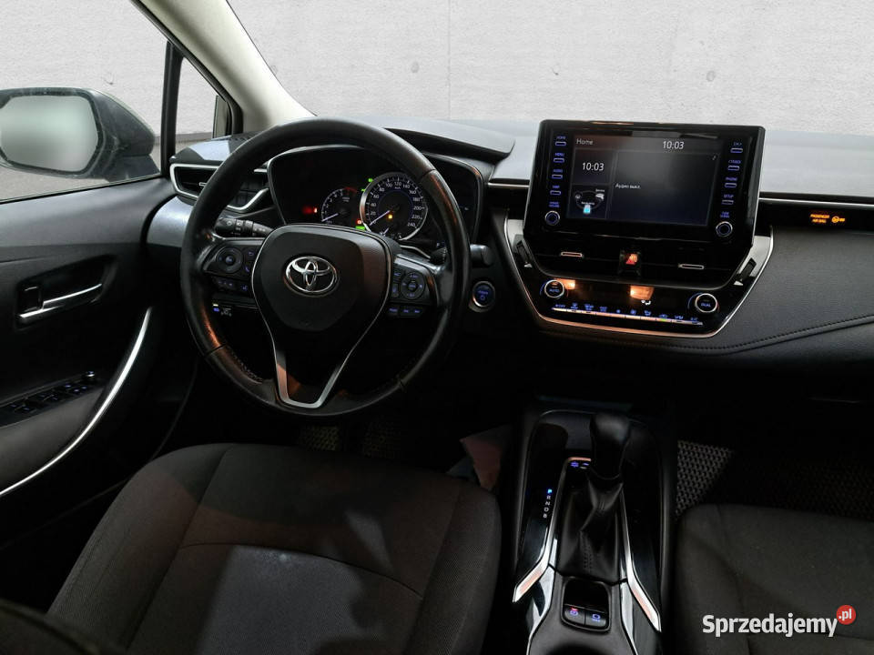 Toyota Corolla Seria E16 2012 Komorniki sprzedam