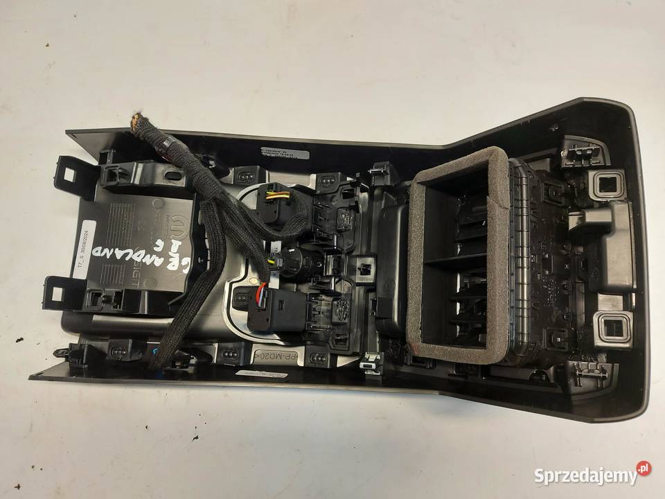 OPEL Grandland II 2024 Kratka nawiewu tunelu sprzedam