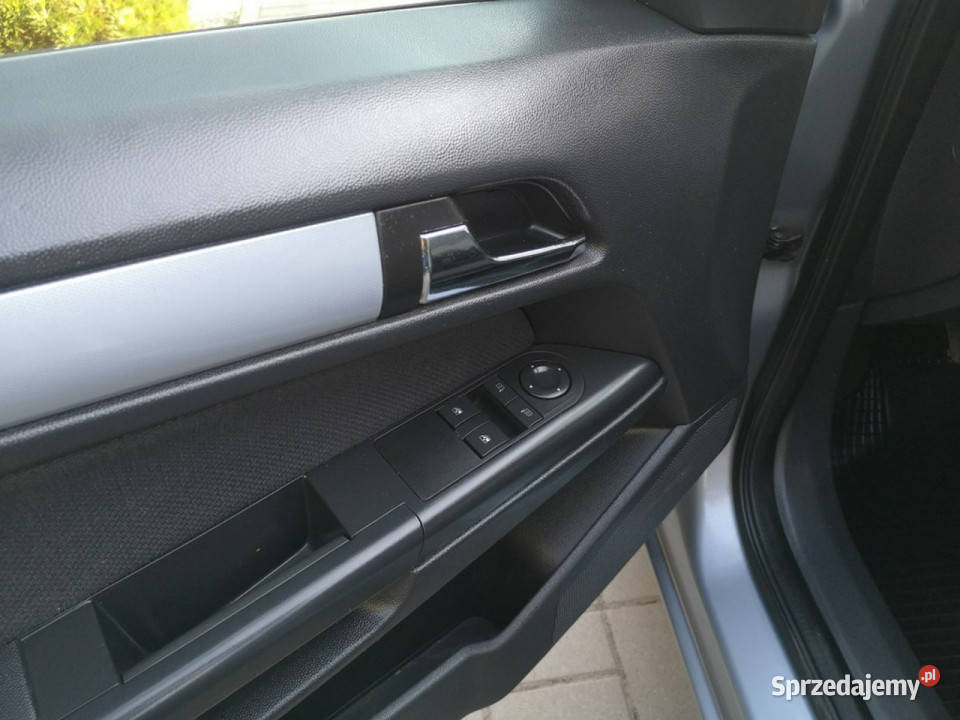 Opel Astra 19 CDTI 120 Klimatyzacja Elektryka ABS dolnośląskie Strzegom