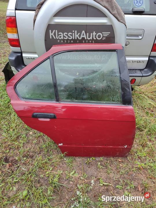 BMW E36 drzwi prawy tył sedan osobowe Wrzosówka