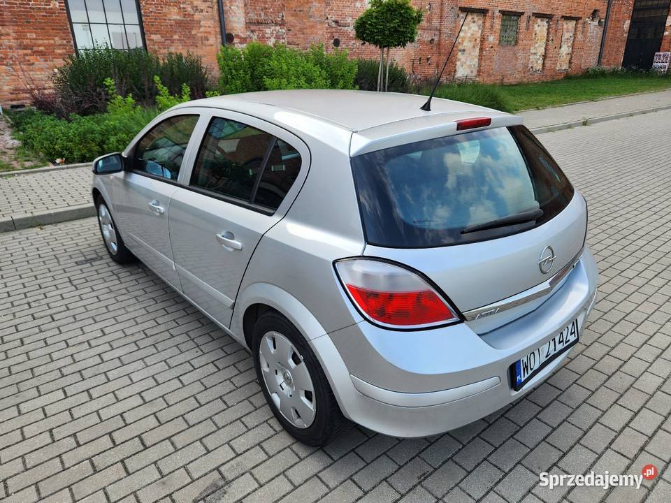 Opel Astra H 16 105 Benzyna Salon Polska I Węgrów sprzedam