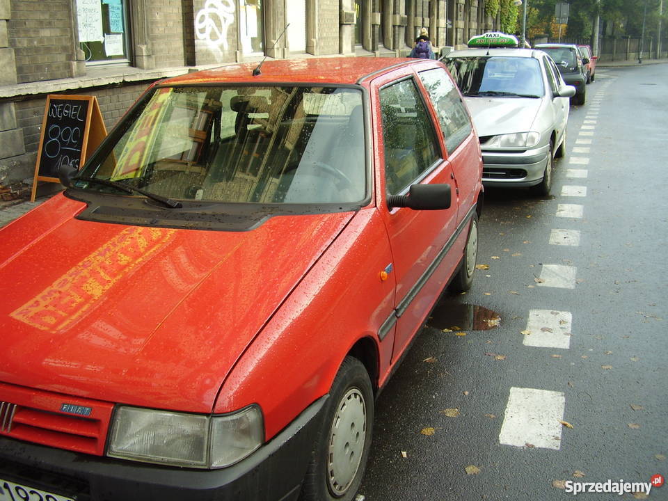 Sprzedam fiata uno 1000uszanowaneStan b 134000km Tarnowskie Góry sprzedam