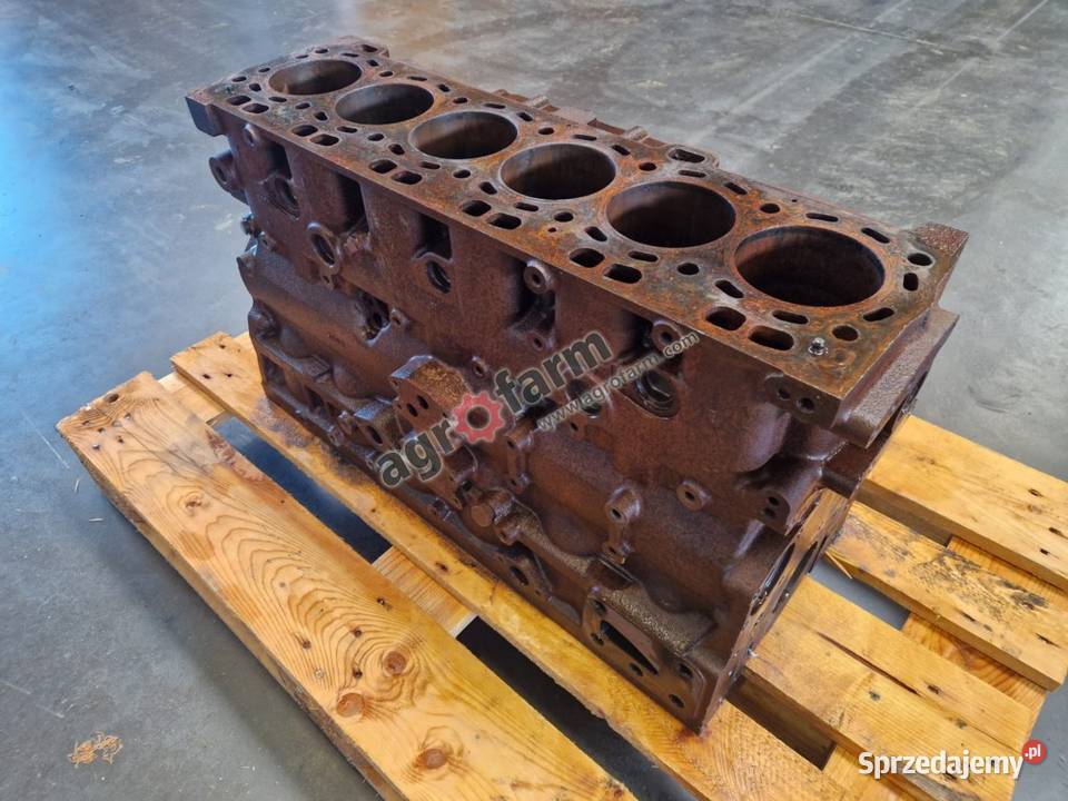 Blok silnika Massey Ferguson 7475 6480 5475 Byków sprzedam