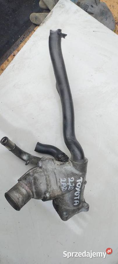 TOYOTA RAV 4 AVENSIS 22D obudowa termostatu 2AD osobowe Kielce sprzedam