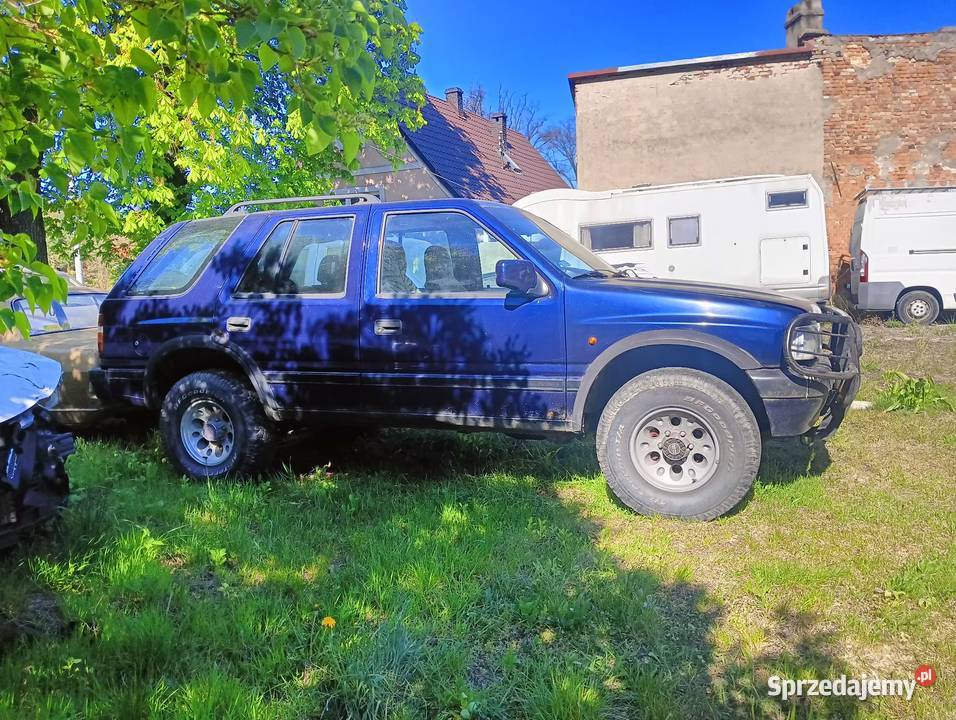 Opel Frontera A 24 c24ne na części terenowe Wiązów