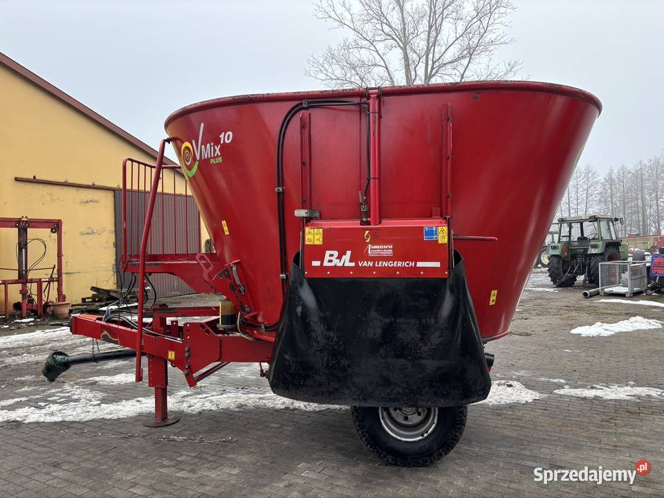 Paszowóz BVL Vmix 10m3 plus wóz paszowy 2011 r nieuszkodzony Myszyniec sprzedam