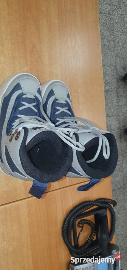 Buty snowboardowe DUKES rozmiar 37 Snowboard