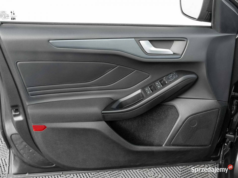 Ford Focus WZ682HM15 EcoBlue Active X Podgrzf szary Focus