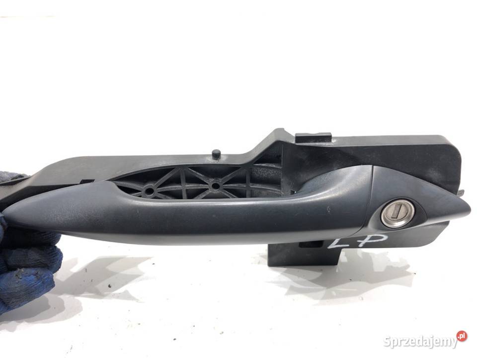 KLAMKA ZEWNĘTRZNA LEWY PRZÓD HYUNDAI i30 osobowe