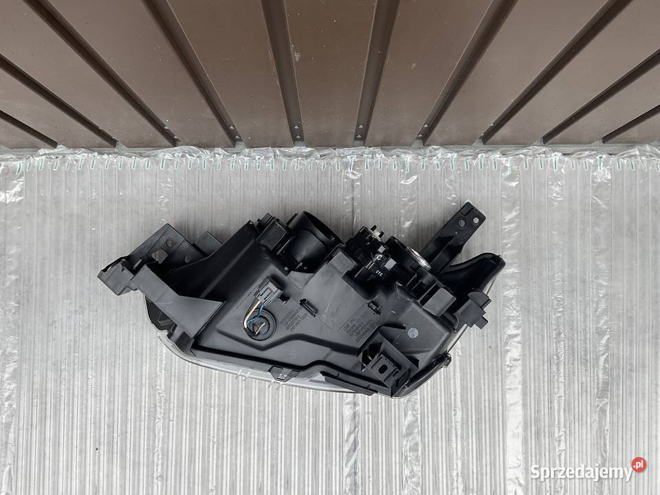 Lampa Prawy Przód MAZDA CX3 D10E51030 Lampy przednie