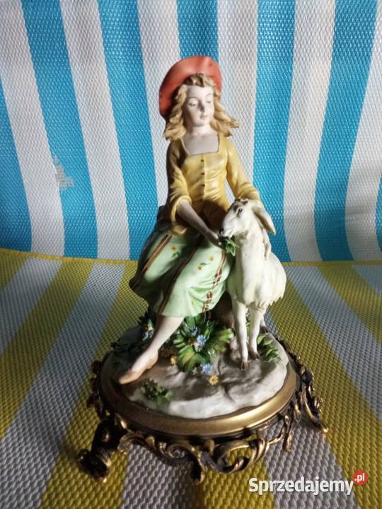 Figurkę sprzedam Borówno sprzedam