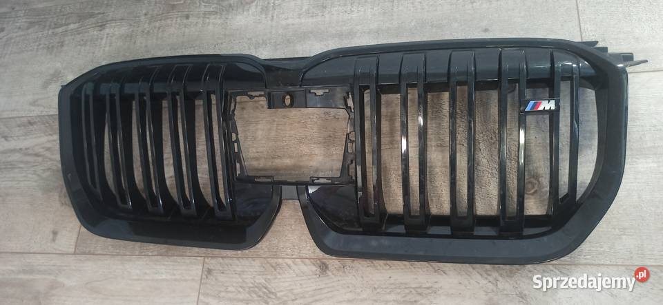 BMW X1 U11 2020r MPakiet grill atrapa chłodnicy małopolskie Wadowice