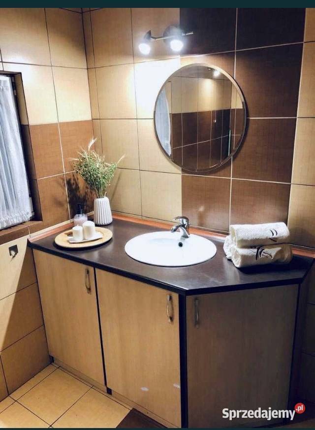 Domek letniskowy jeziorem