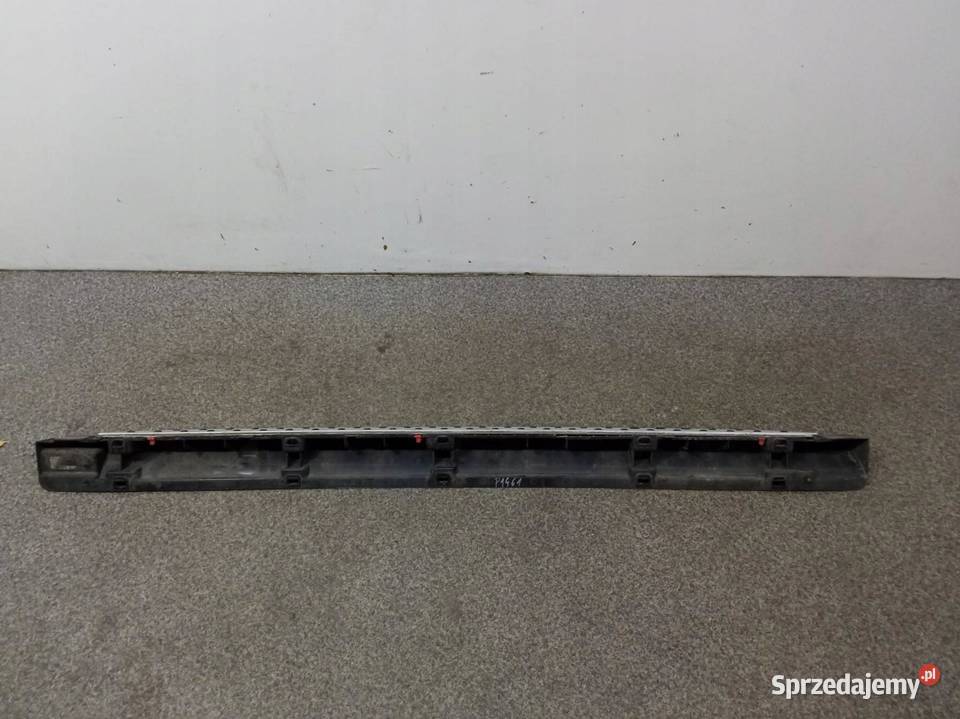 OSŁONA PROGU LISTWA PRAWA NAKŁADKA 3401010 Bmw Progi sprzedam