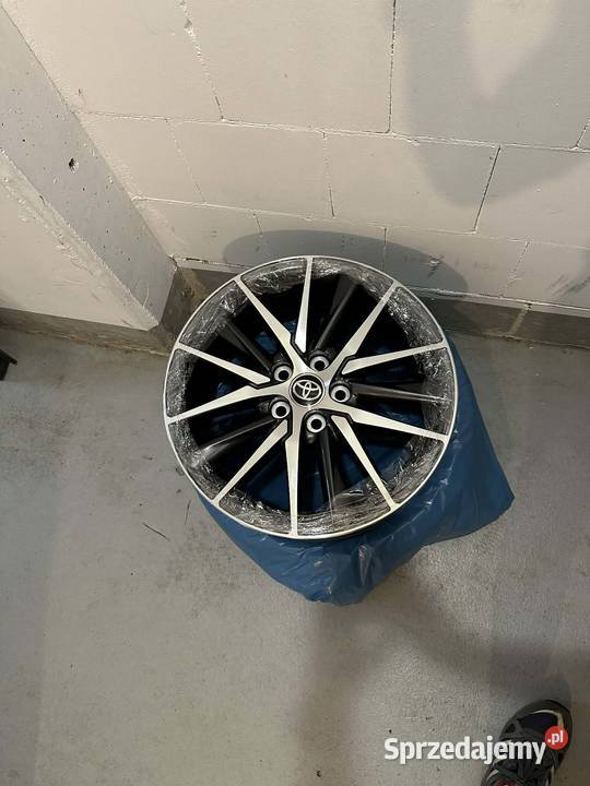 NOWE ORYGINALNE FELGI 18 Toyota CamryCorolla