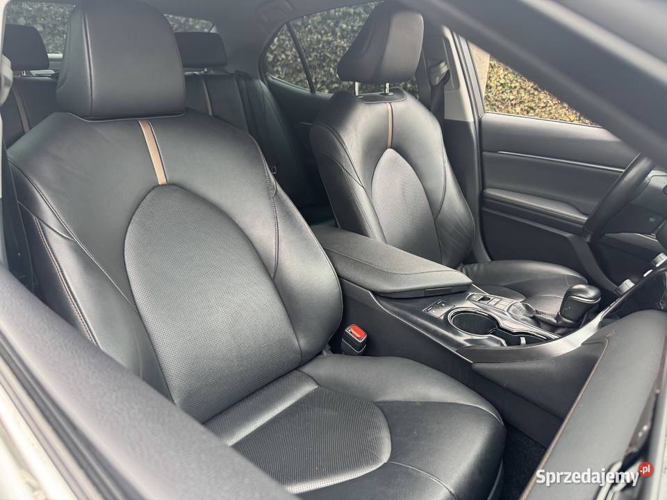 Toyota Camry Salon Polska Skóra srebrny Warszawa
