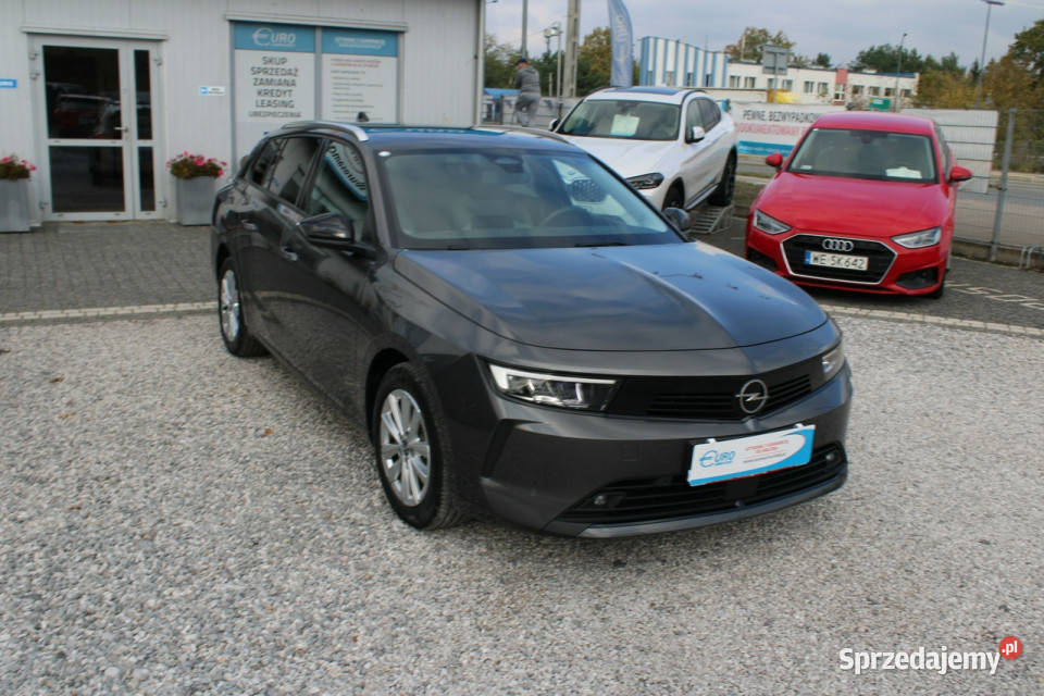 Opel Astra Sports Tourer GFotele Kierownica wielofunkcyjna kierownica Warszawa sprzedam