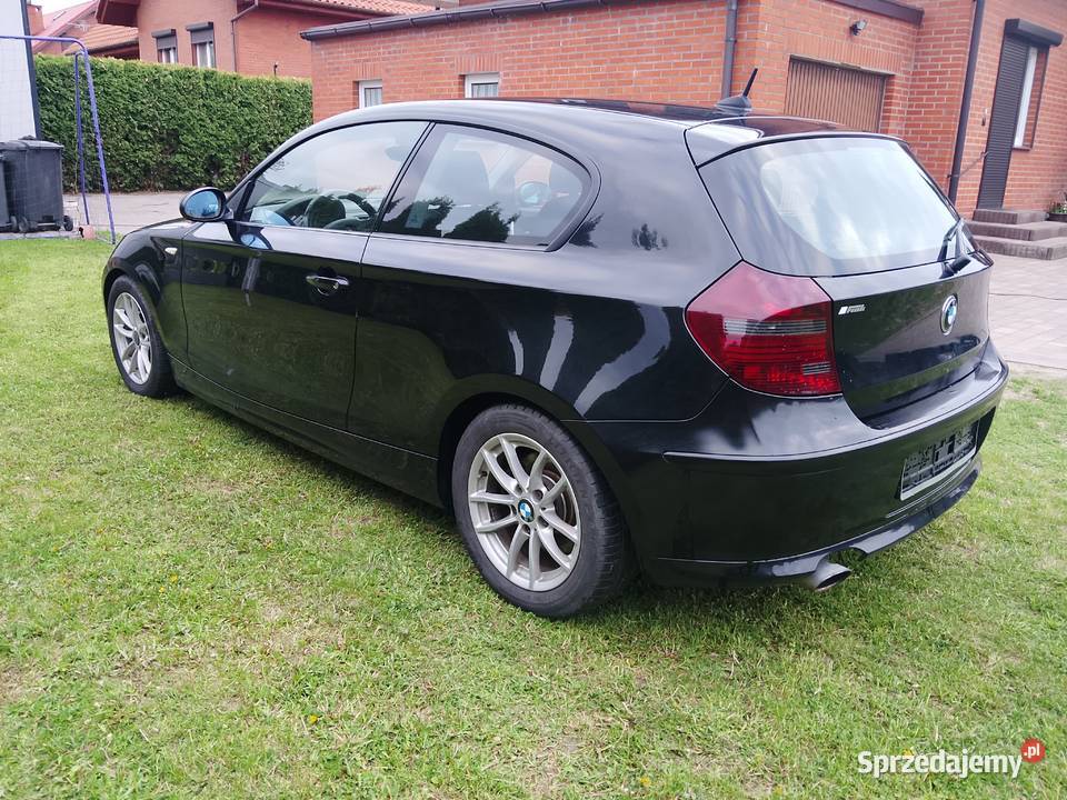 BMW e87 120 D 143 wymianie rozrządu Rok produkcji 2008 Rzgów Drugi sprzedam