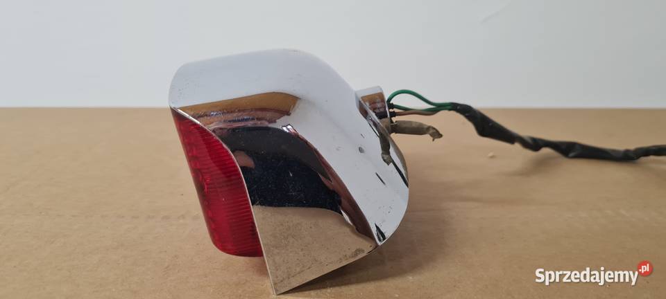 Honda Rebel 125 lampa tył