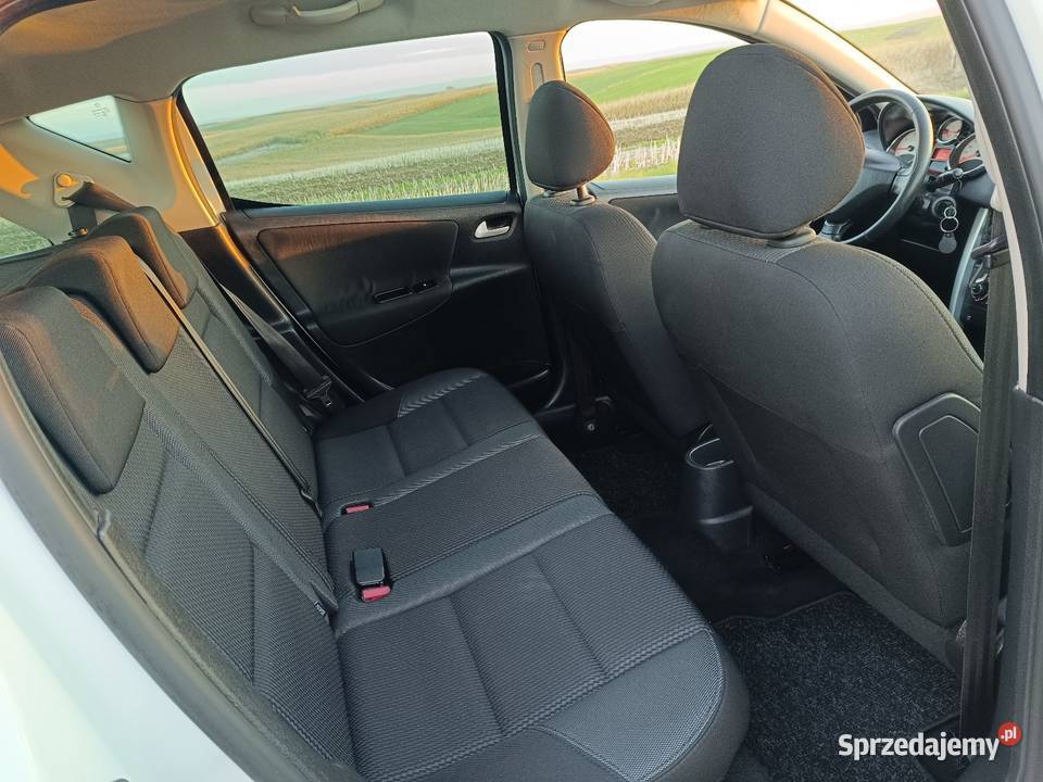 Peugeot 207SW 14 95 142000 2013 z Niemiec podkarpackie Przeworsk