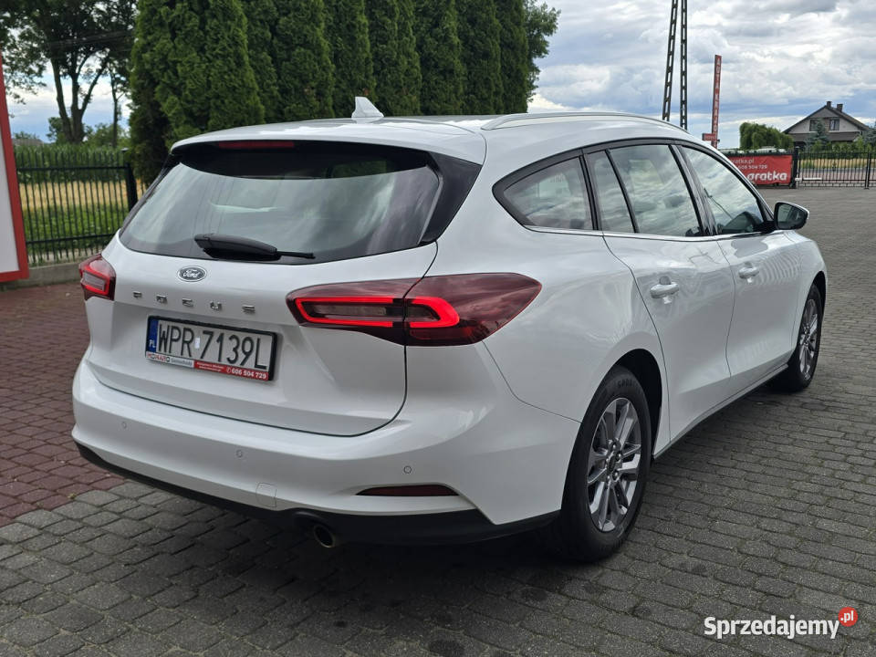 Ford Focus TITANIUM EcoBoost Benzyna Polift komputer pokładowy Nasiegniewo