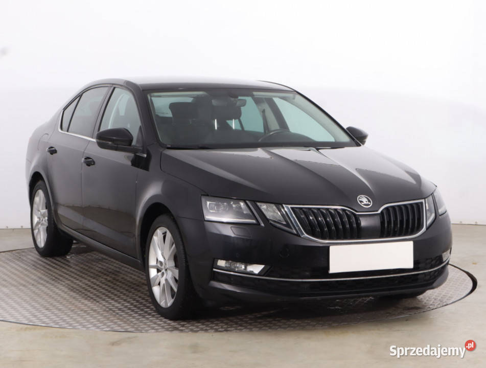 Skoda Octavia 18 TSI wielofunkcyjna kierownica Piaseczno