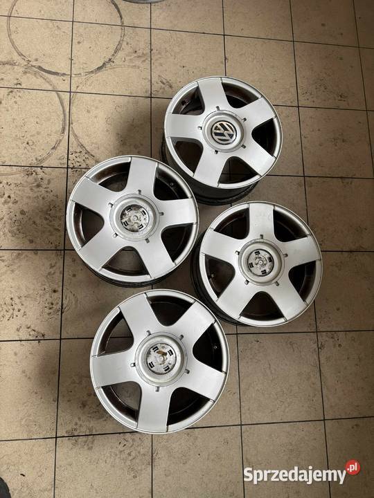 Felgi Golf IV 5x100 R15 Średnica 15"