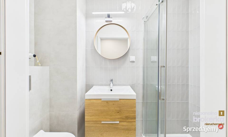 W pełni wyposażona kawalerka Gotowa do Ożarów Mazowiecki sprzedam