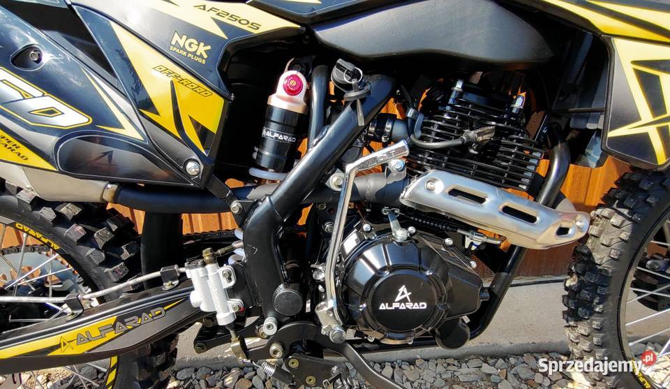 Nowy Cross Alfarad T7 250 Koła 1821 duża rama Alfarad Krosno sprzedam