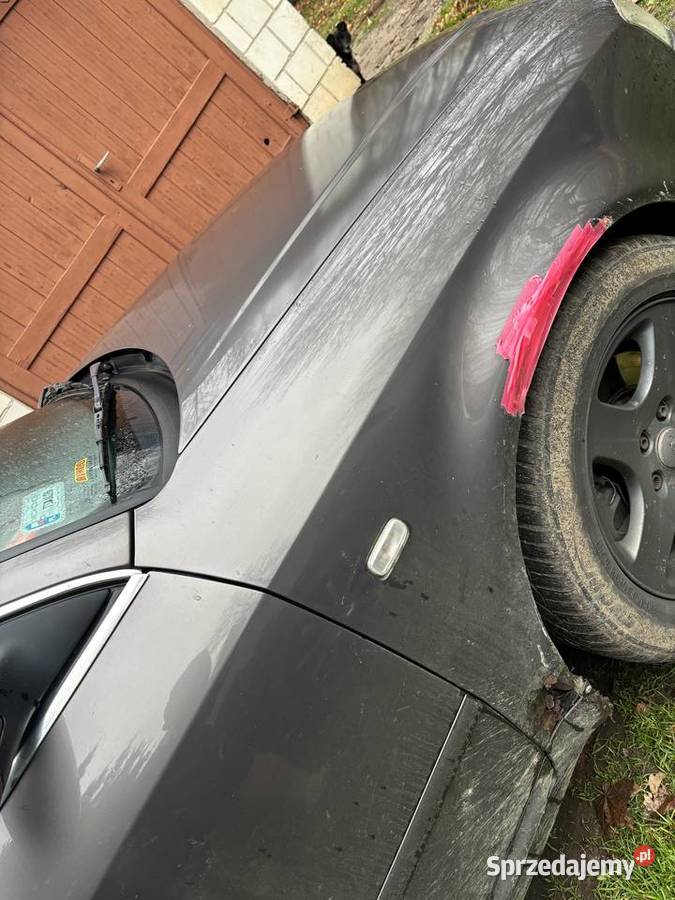 Sprzedam z przeznaczeniem raczej na części Żołynia sprzedam