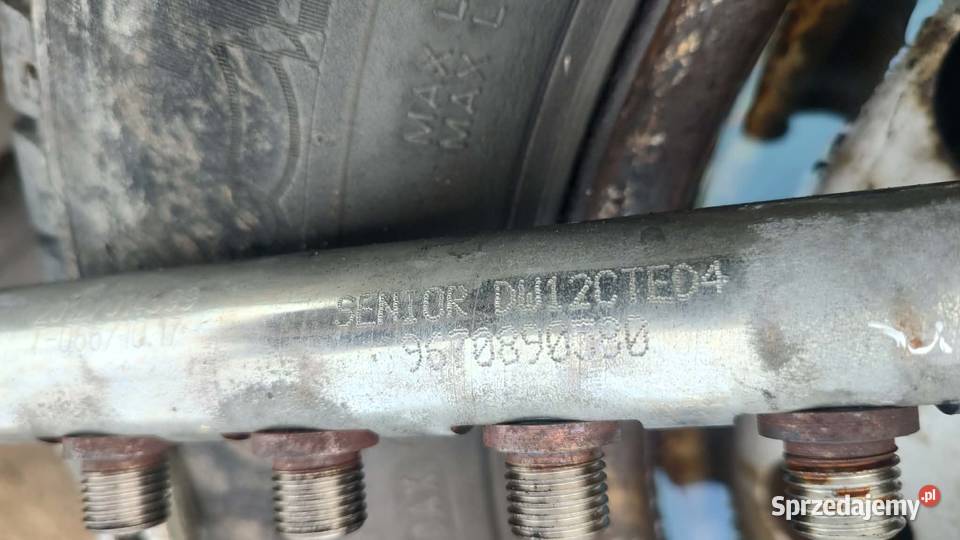 Listwa wtryskowa 9670890580 Land Rover Evoque I sprzedam