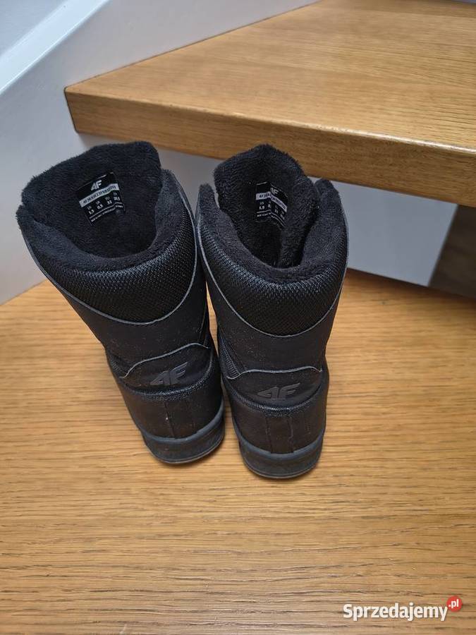 Buty zimowe 4F czarne rozmiar 32 Sienno sprzedam