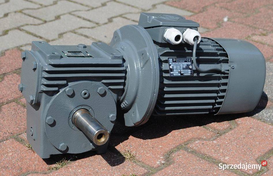 Motoreduktor kątowy 11kw 36obrmin z hamulcem VEM Kargowa