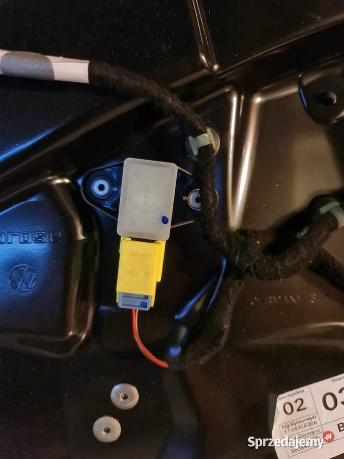 Blacha środek drzwi Vw passat b7 lewy przód