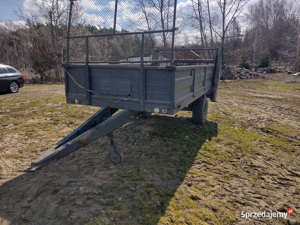 Rozrzutnik obornika jednoosiowy ładny Spławy Pierwsze